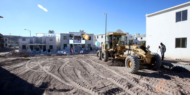 Complejo habitacional de Nogales, con vistas a la frontera